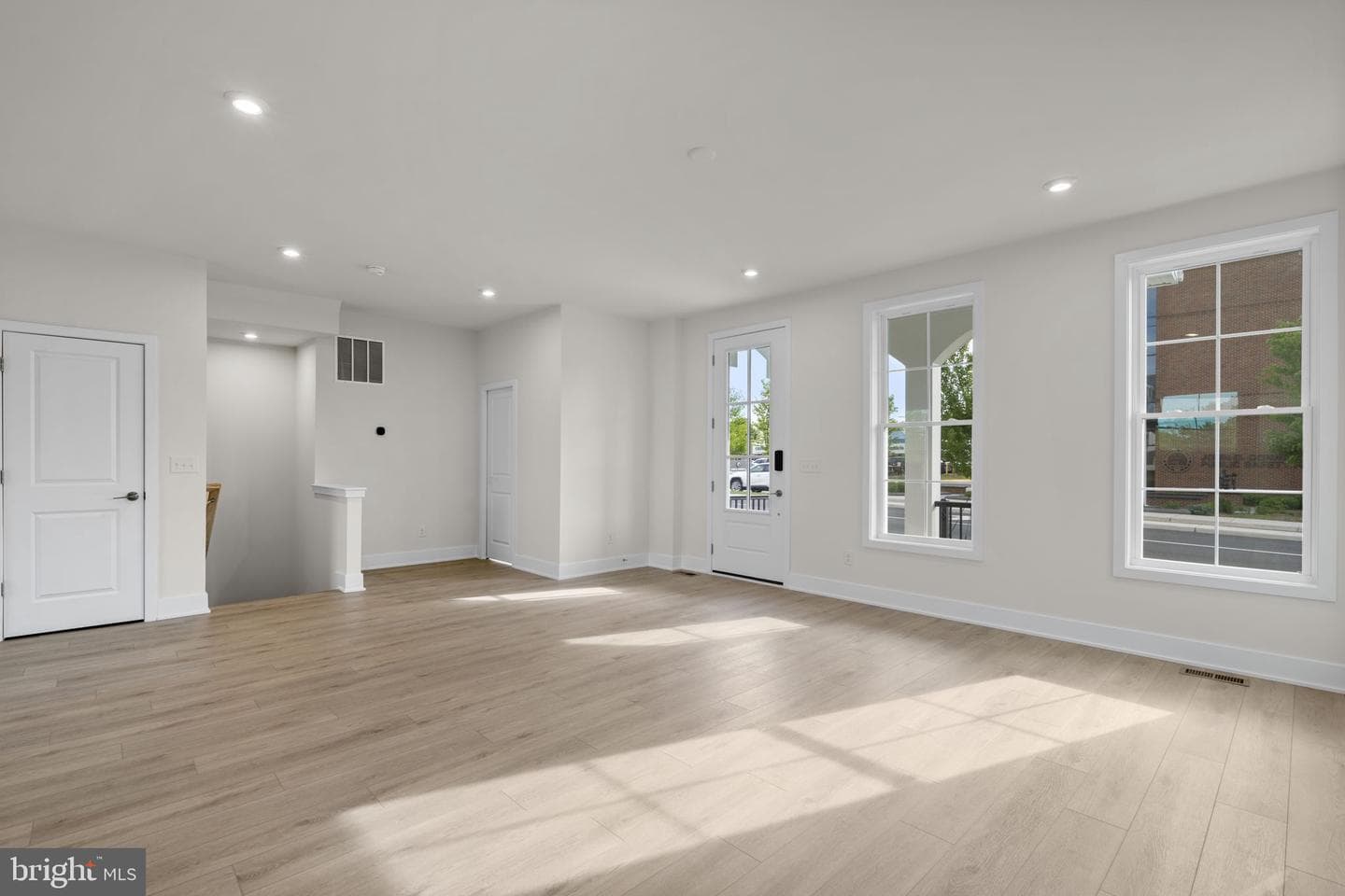 1 Grant Avenue #taylor 28-R2 photo 8