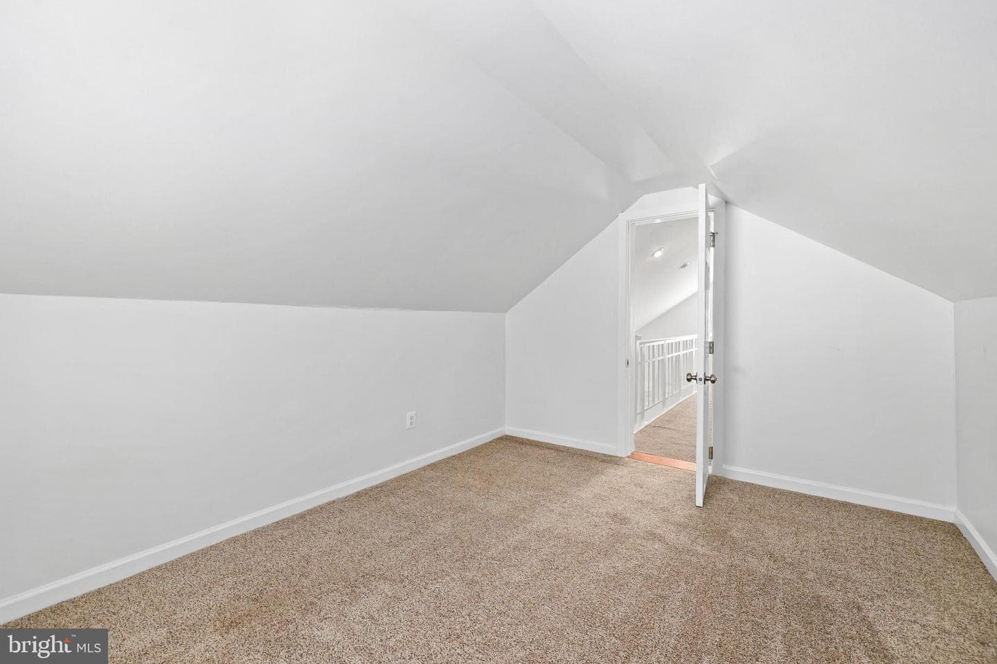 9106 Battle Street photo 43
