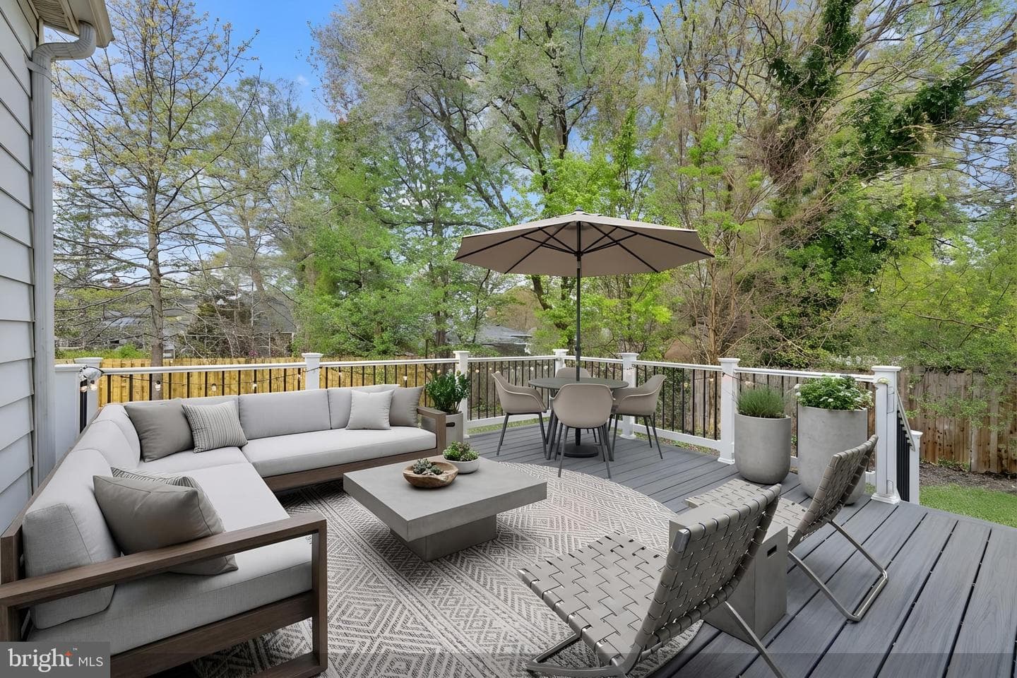 9106 Battle Street photo 48
