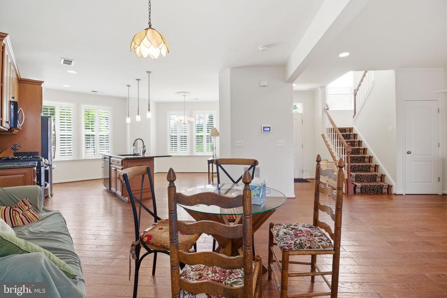 8922 Center Street photo 21