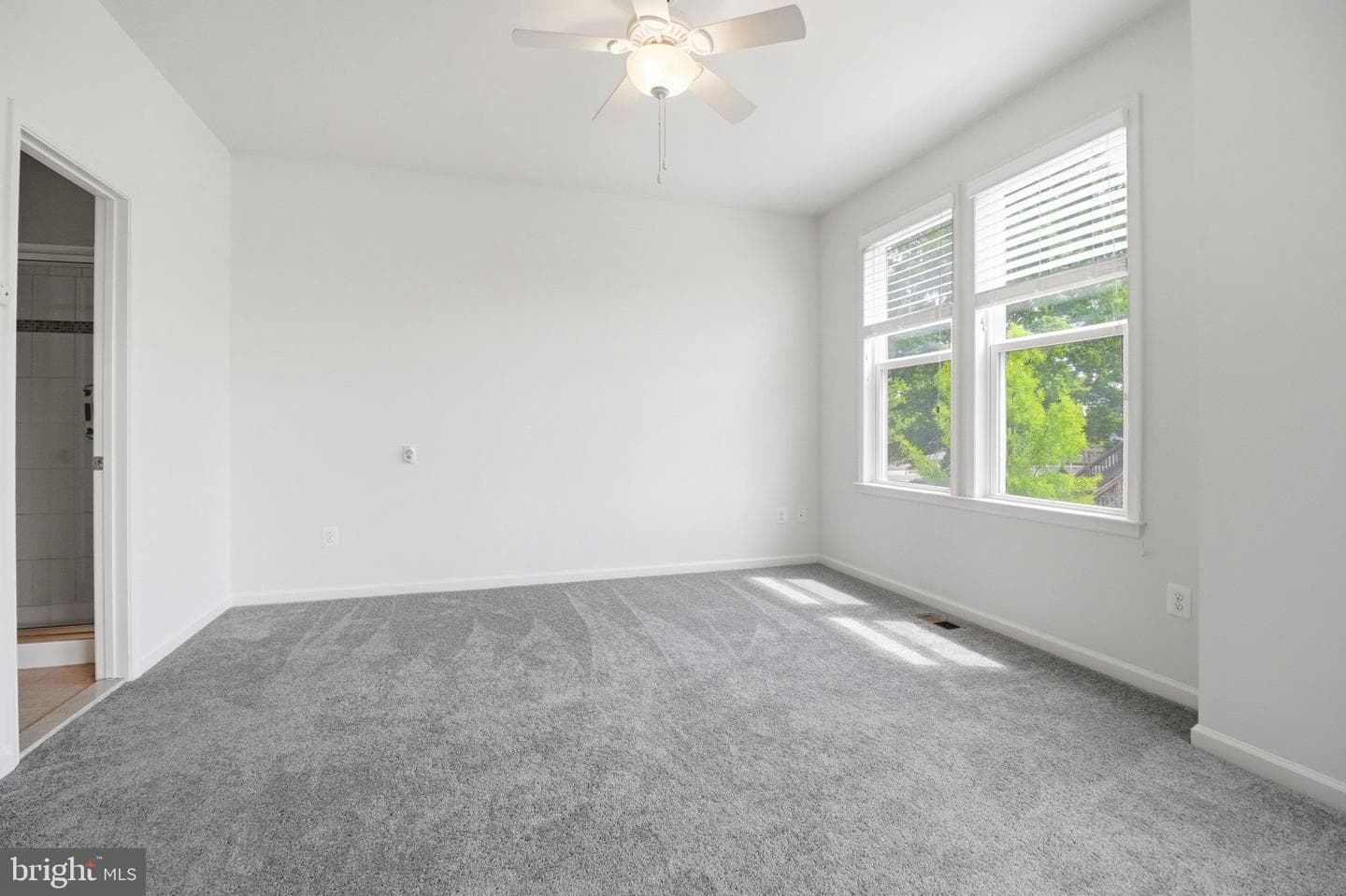 8922 Center Street photo 26