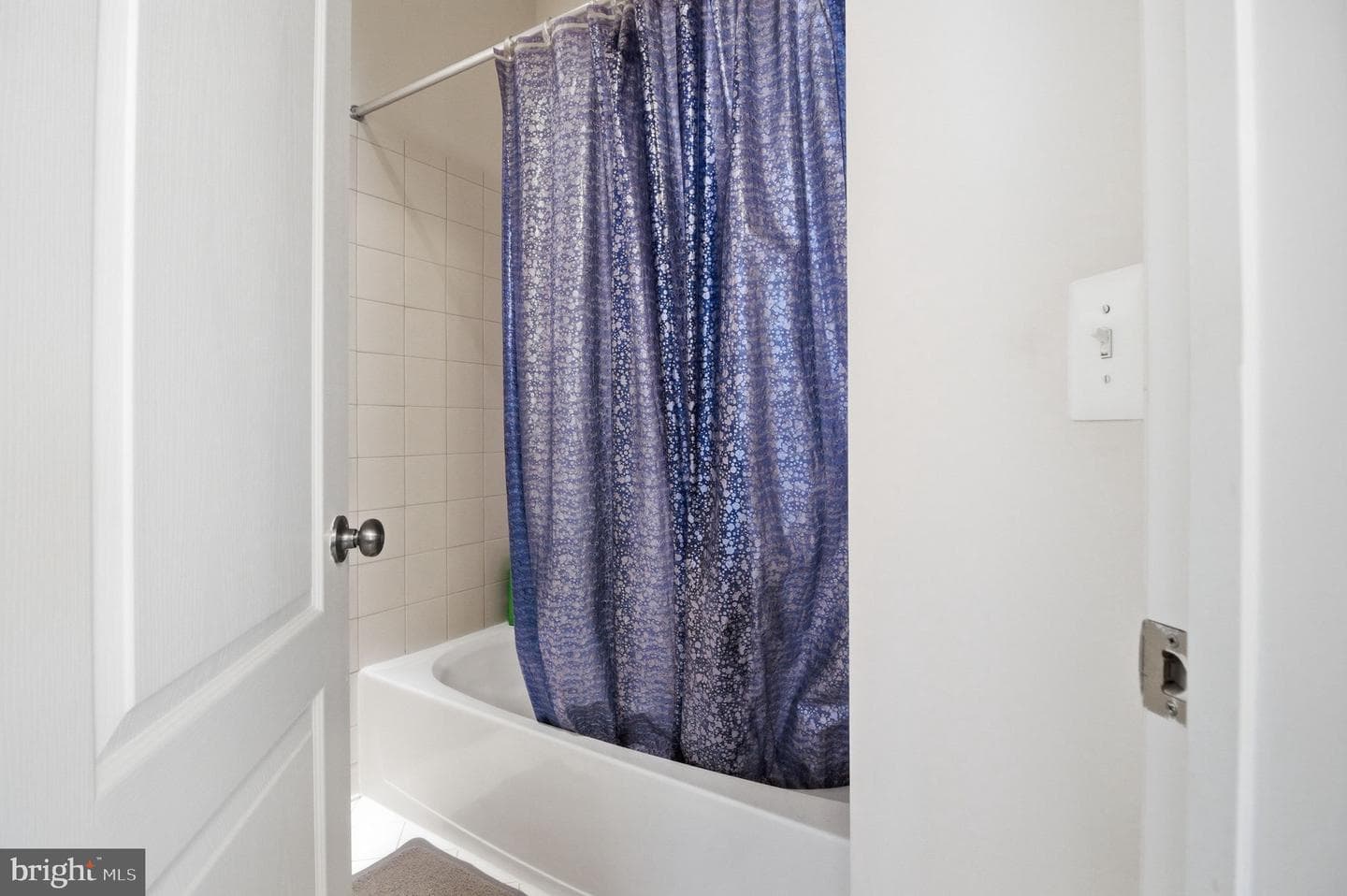 8922 Center Street photo 43
