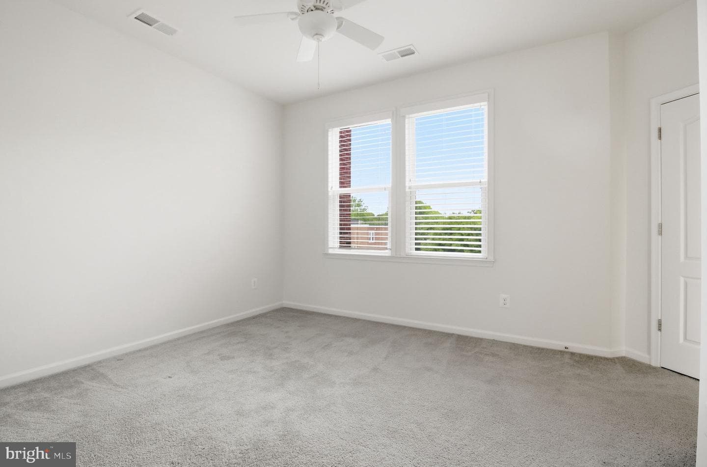 8922 Center Street photo 48