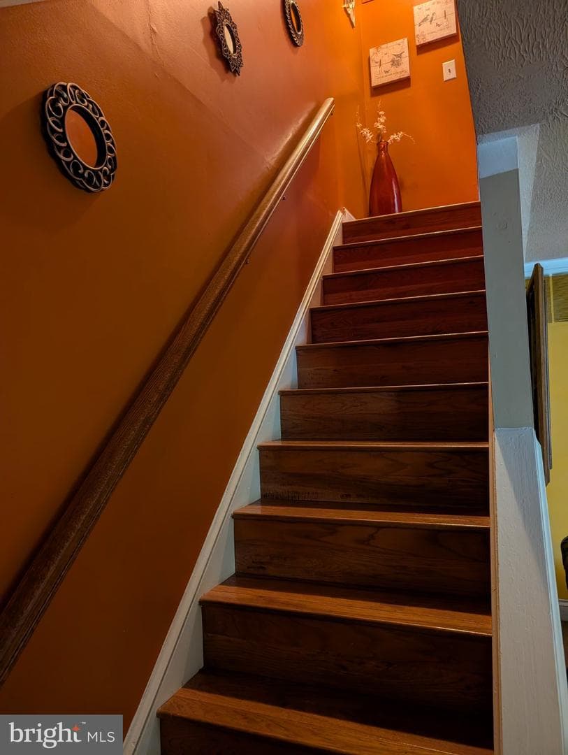 9824 Town Lane photo 19