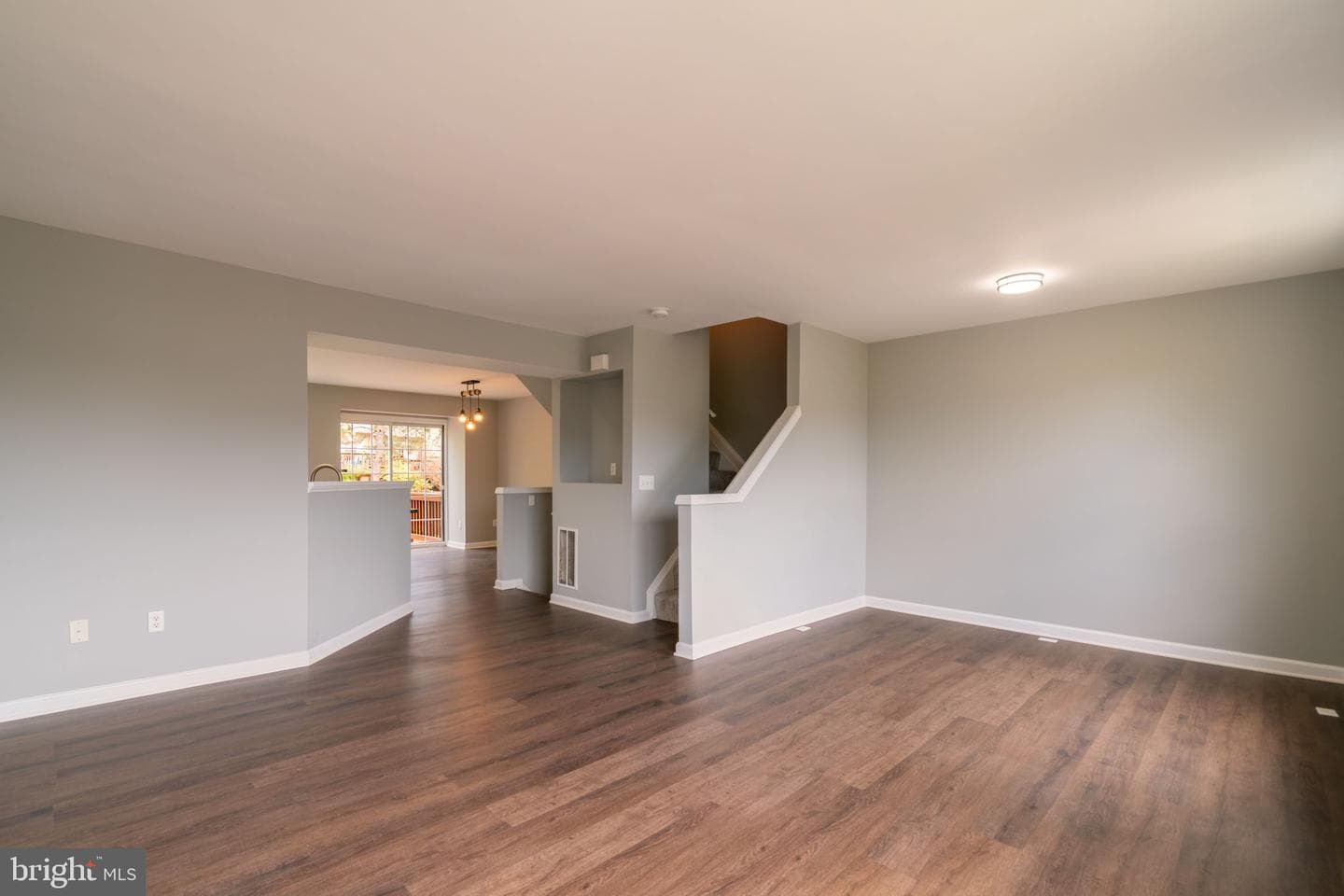 10287 Calypso Drive photo 11