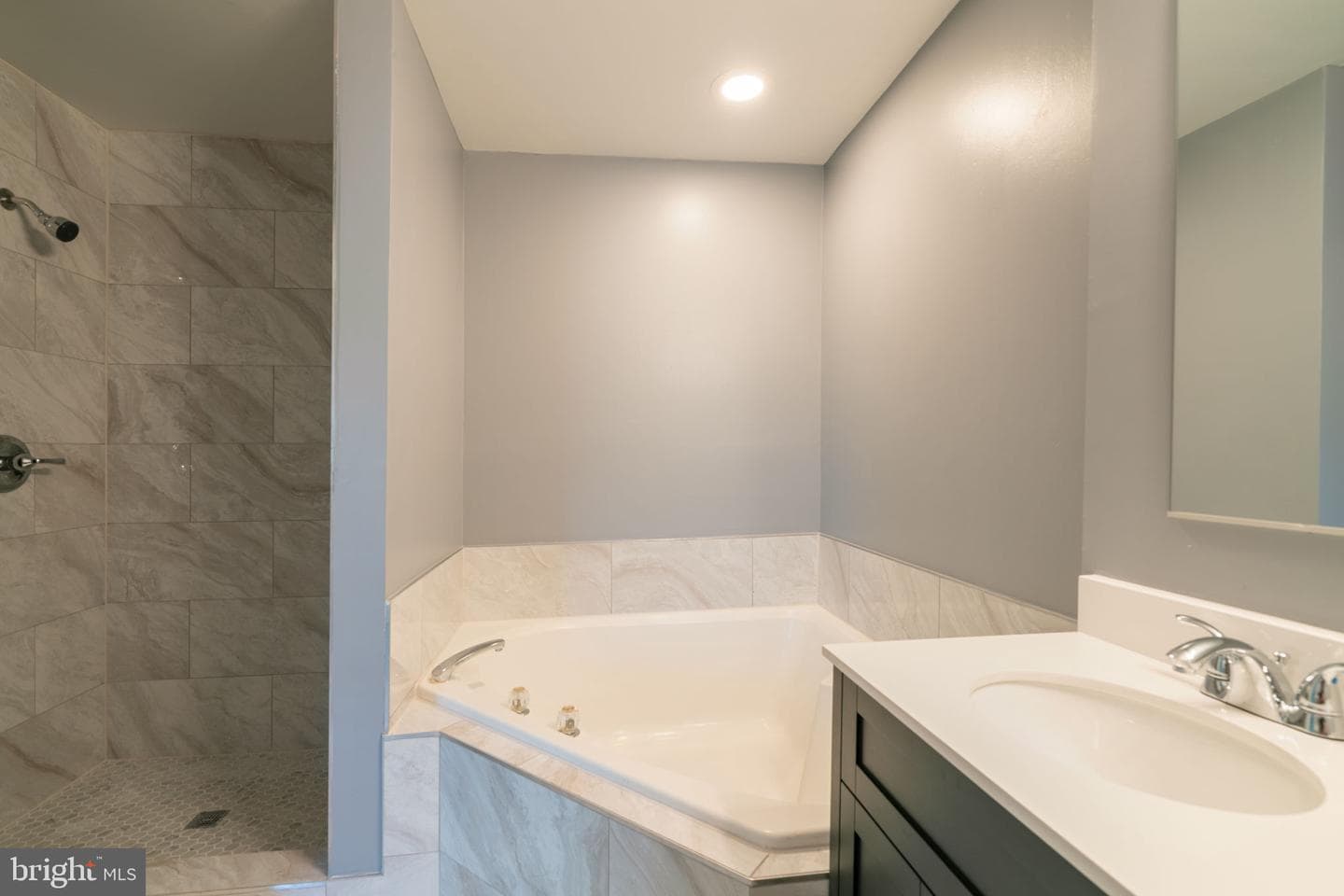 10287 Calypso Drive photo 16