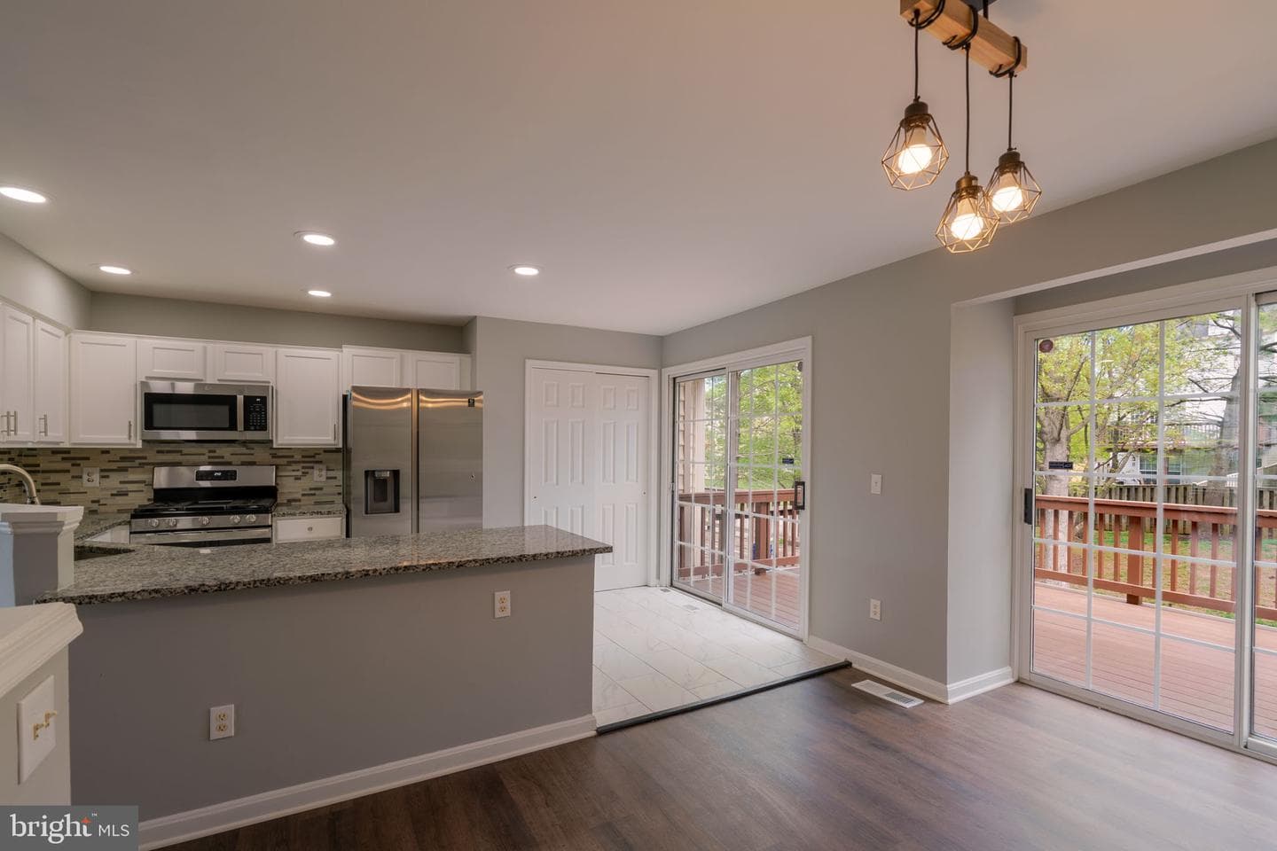 10287 Calypso Drive photo 4