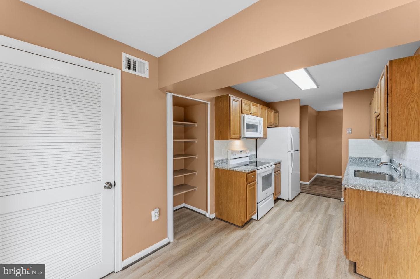 9560 Cannoneer Ct # 201 photo 7