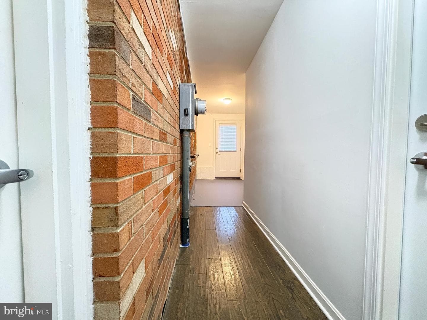 8900 Wilson Avenue photo 28