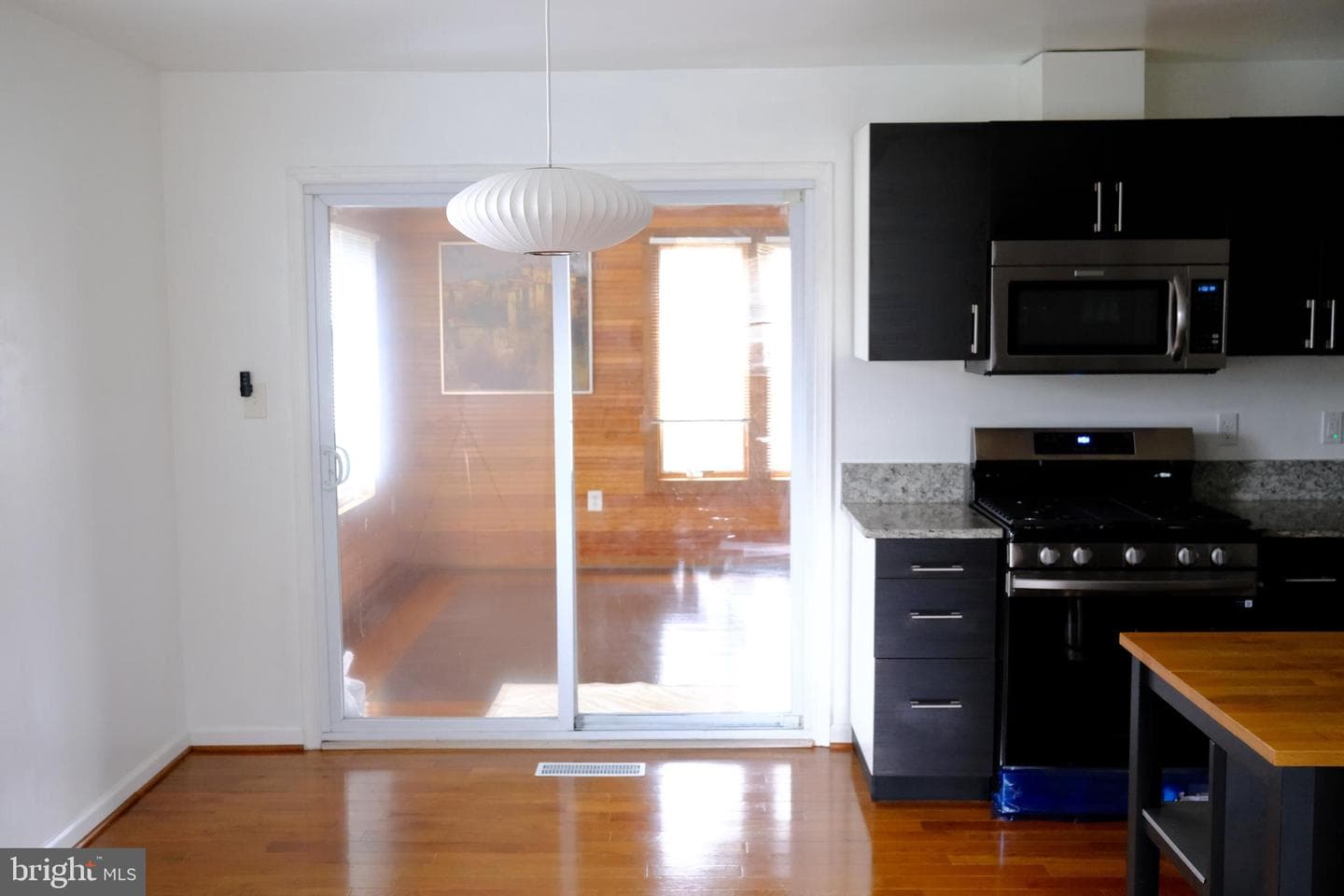 8900 Wilson Avenue photo 8