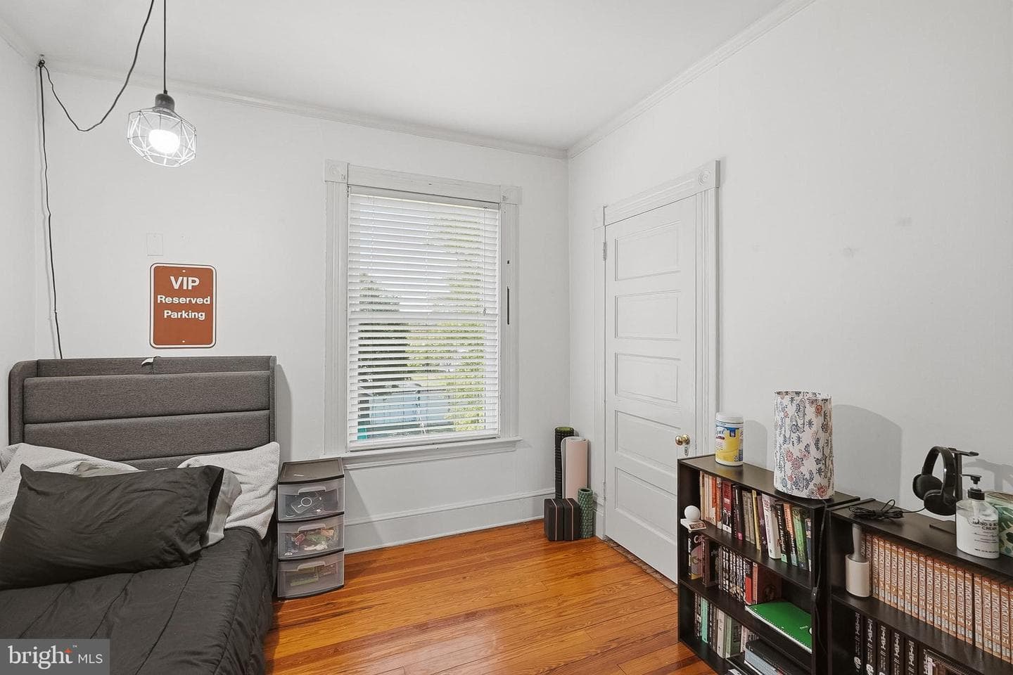 9026 Sudley Road photo 30