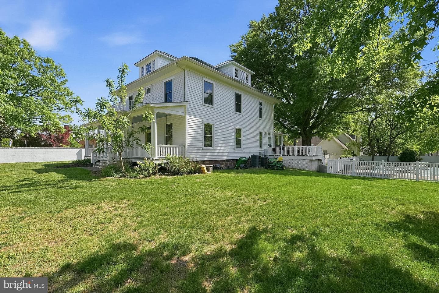 9026 Sudley Road photo 50