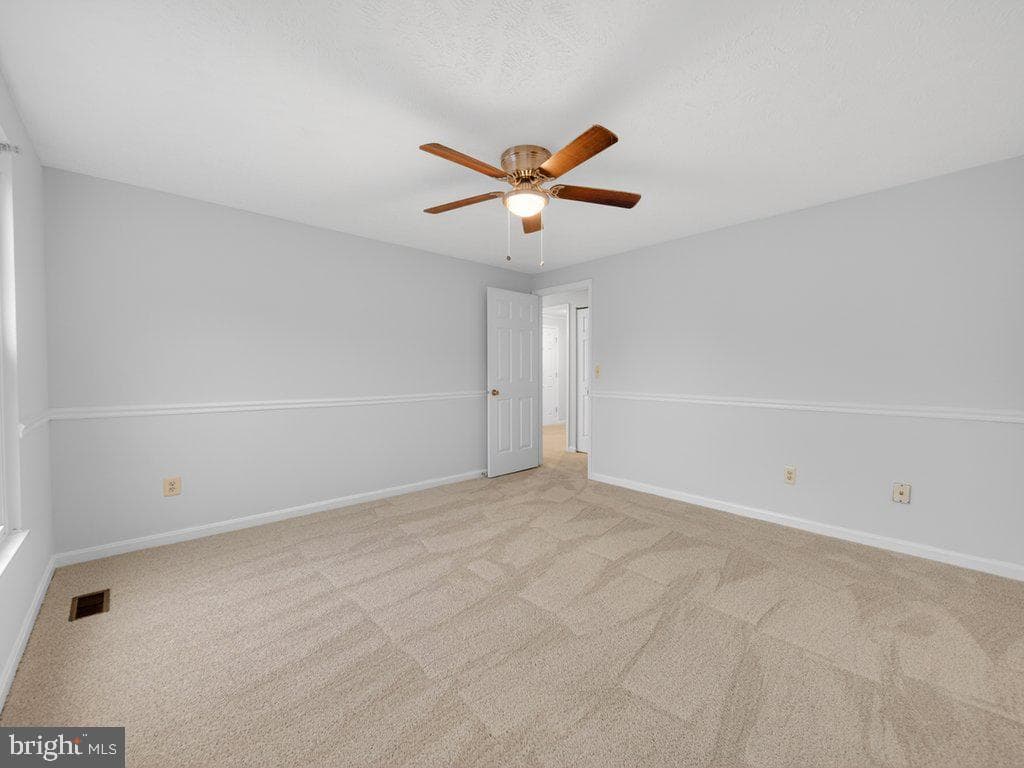 9136 Karlo Street photo 46