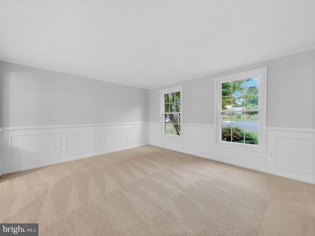 9136 Karlo Street photo 9