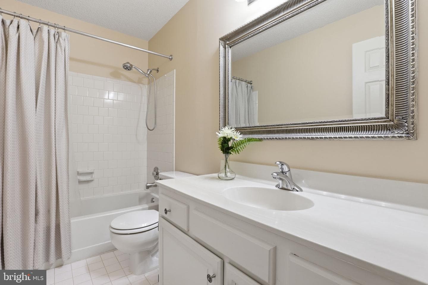 8560 Yoder Street photo 27
