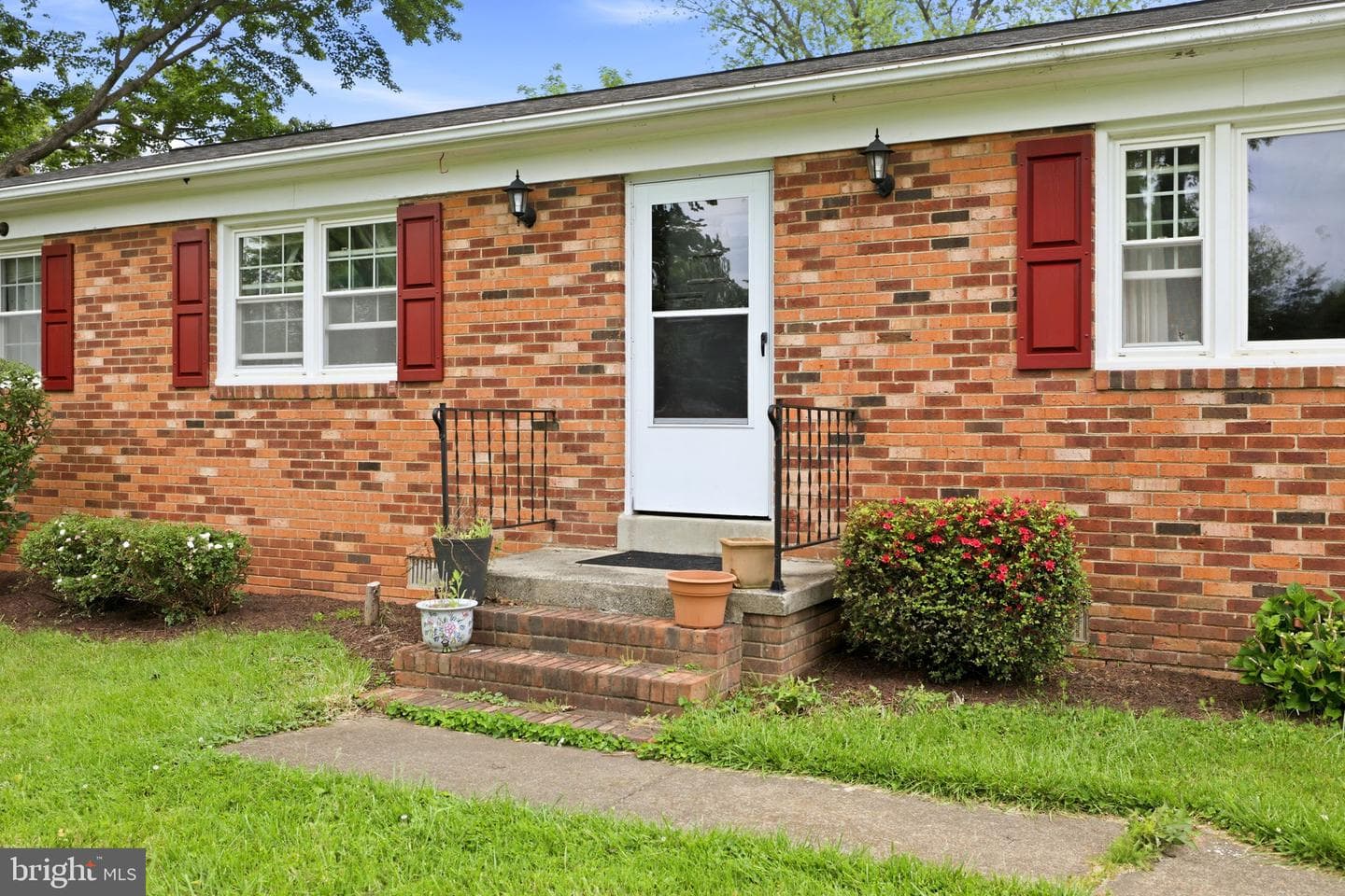 8911 Peabody Street photo 14
