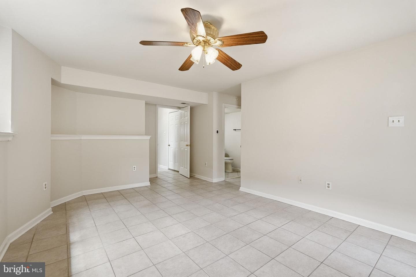 9279 Caladium Drive photo 24