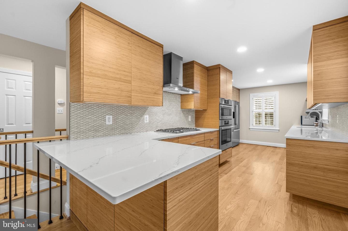 9304 Stuart Avenue photo 8
