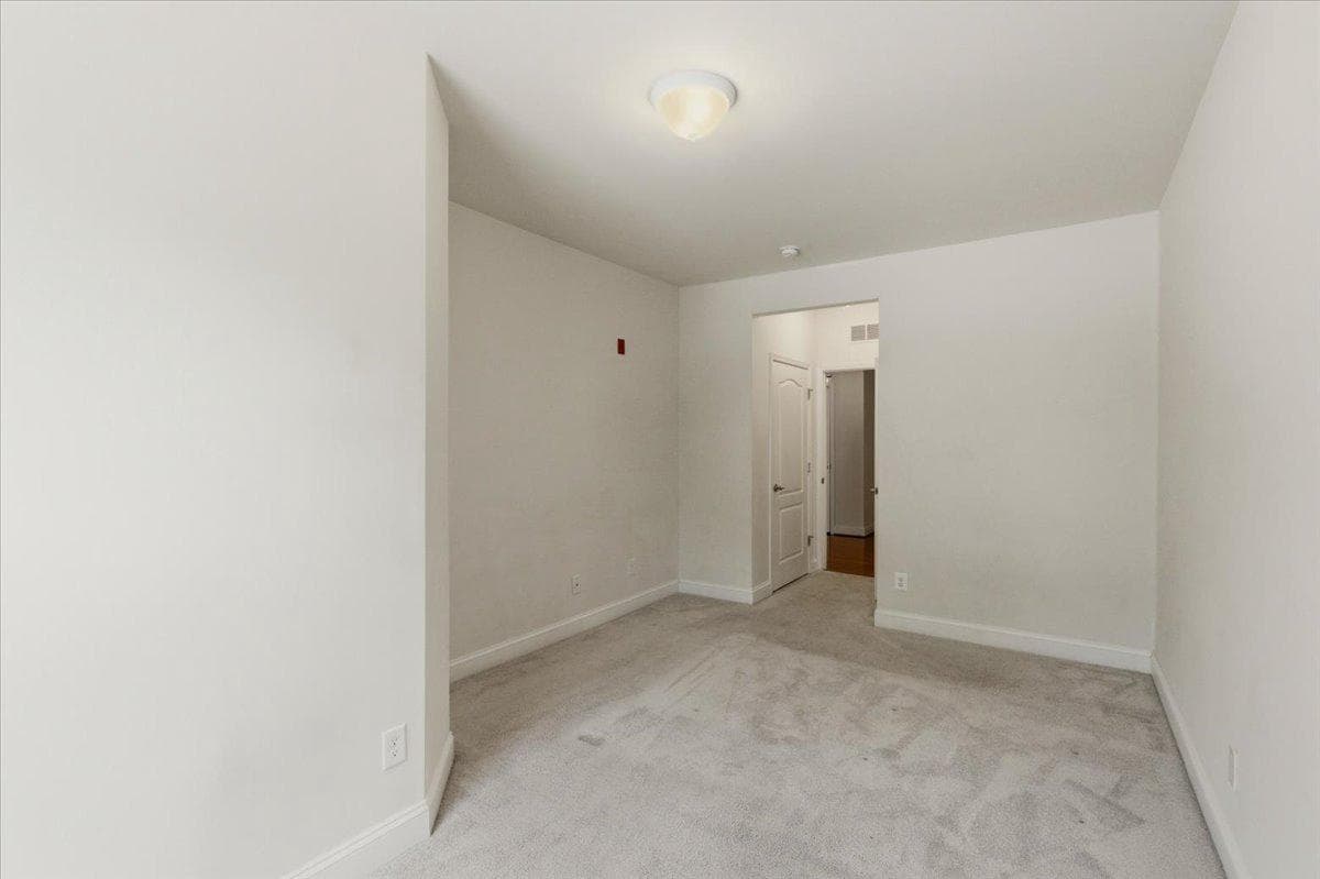 9204 Charleston Drive #207 photo 15
