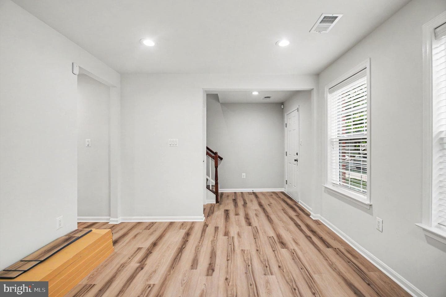 9967 Leander Ln photo 6