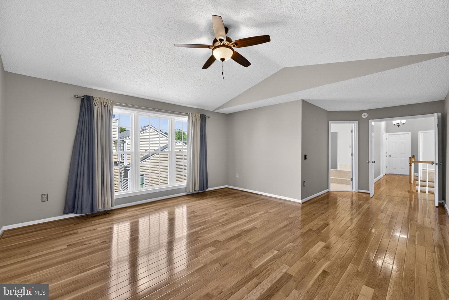 9516 Oakenshaw Drive photo 45