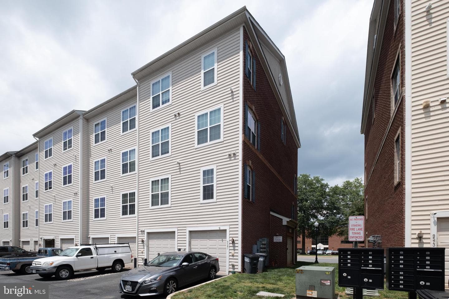 9583 Center Street photo 6