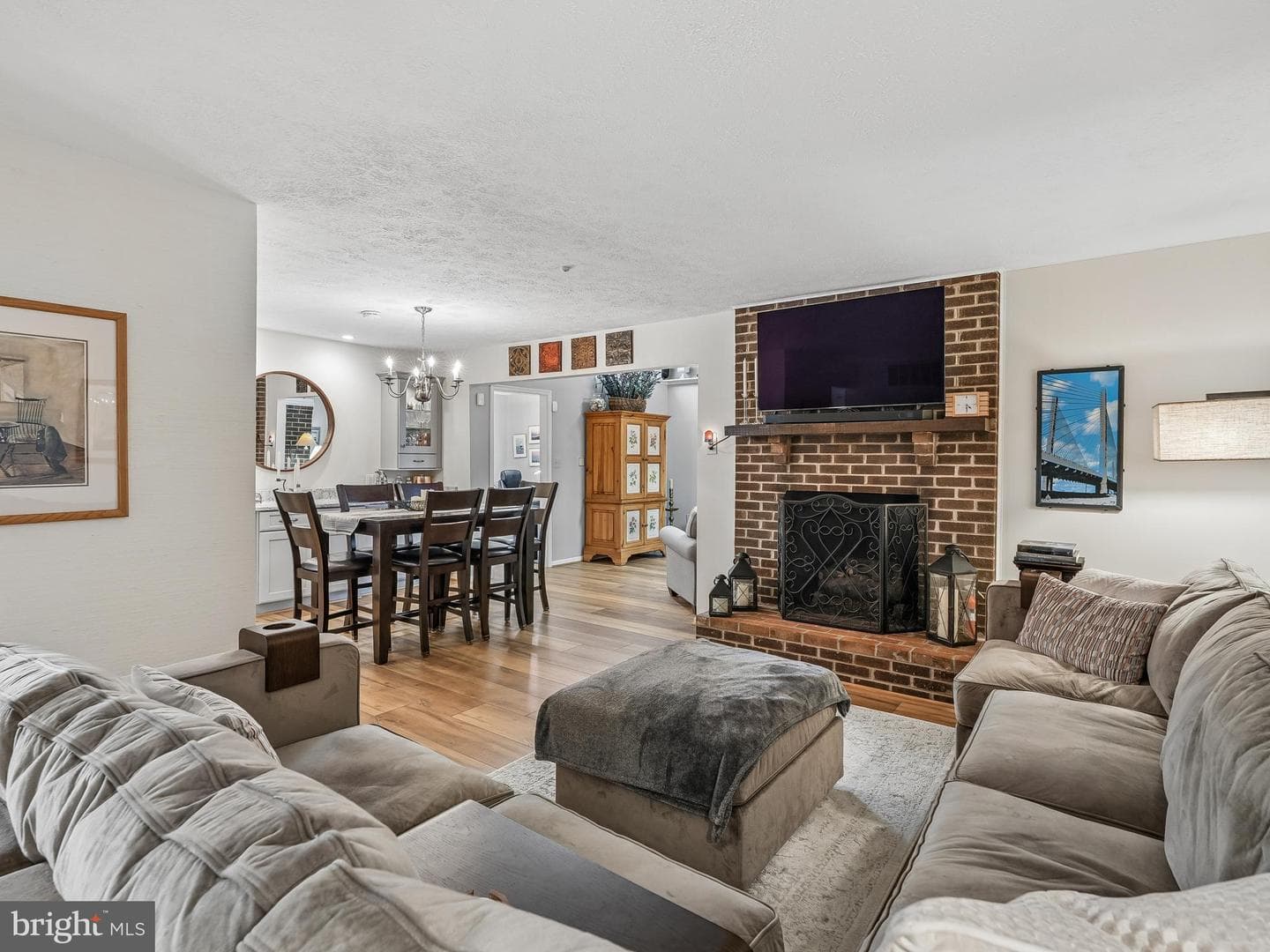 9954 Mallow Street photo 3
