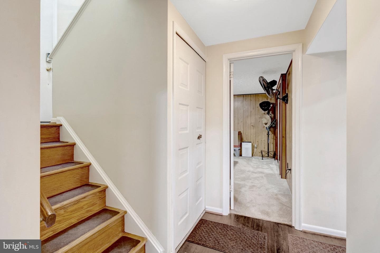 9231 Landgreen Street photo 5