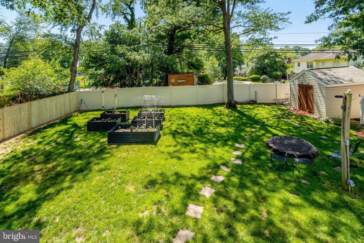 9231 Landgreen Street photo 56