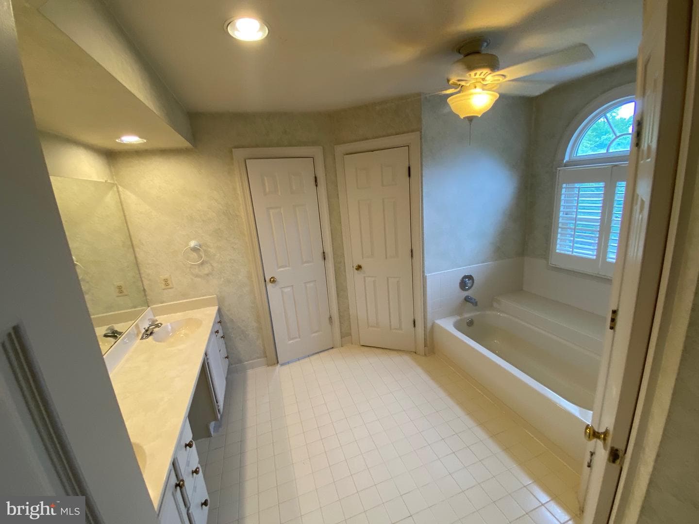 9621 Bainbridge Court photo 30