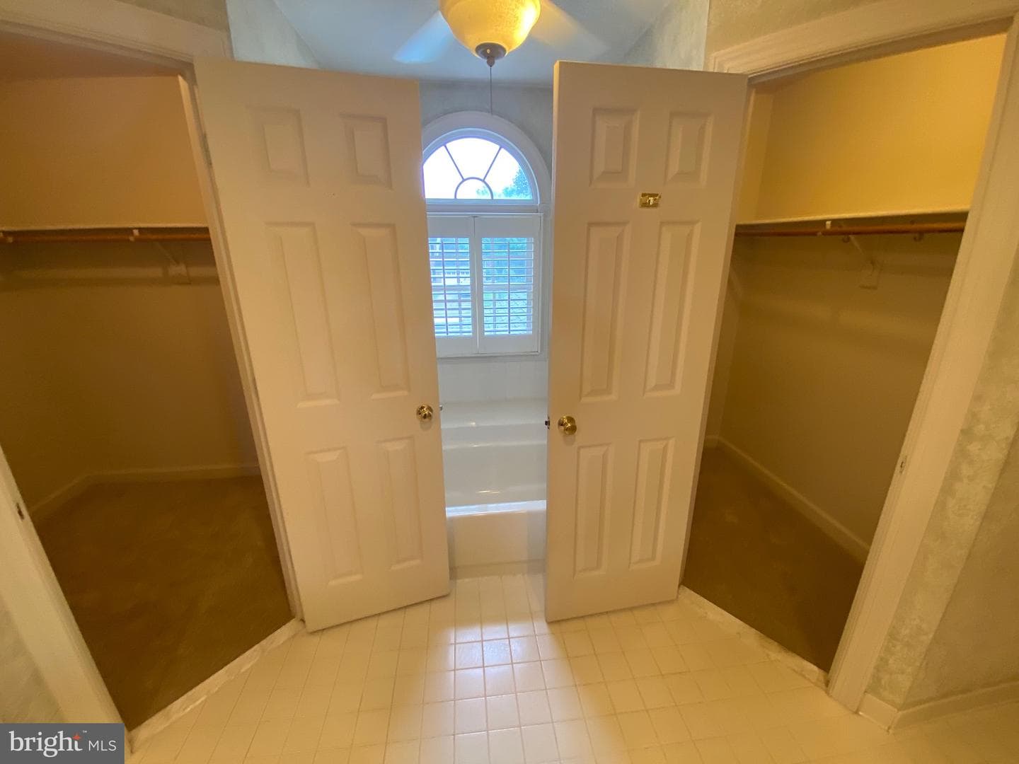 9621 Bainbridge Court photo 33