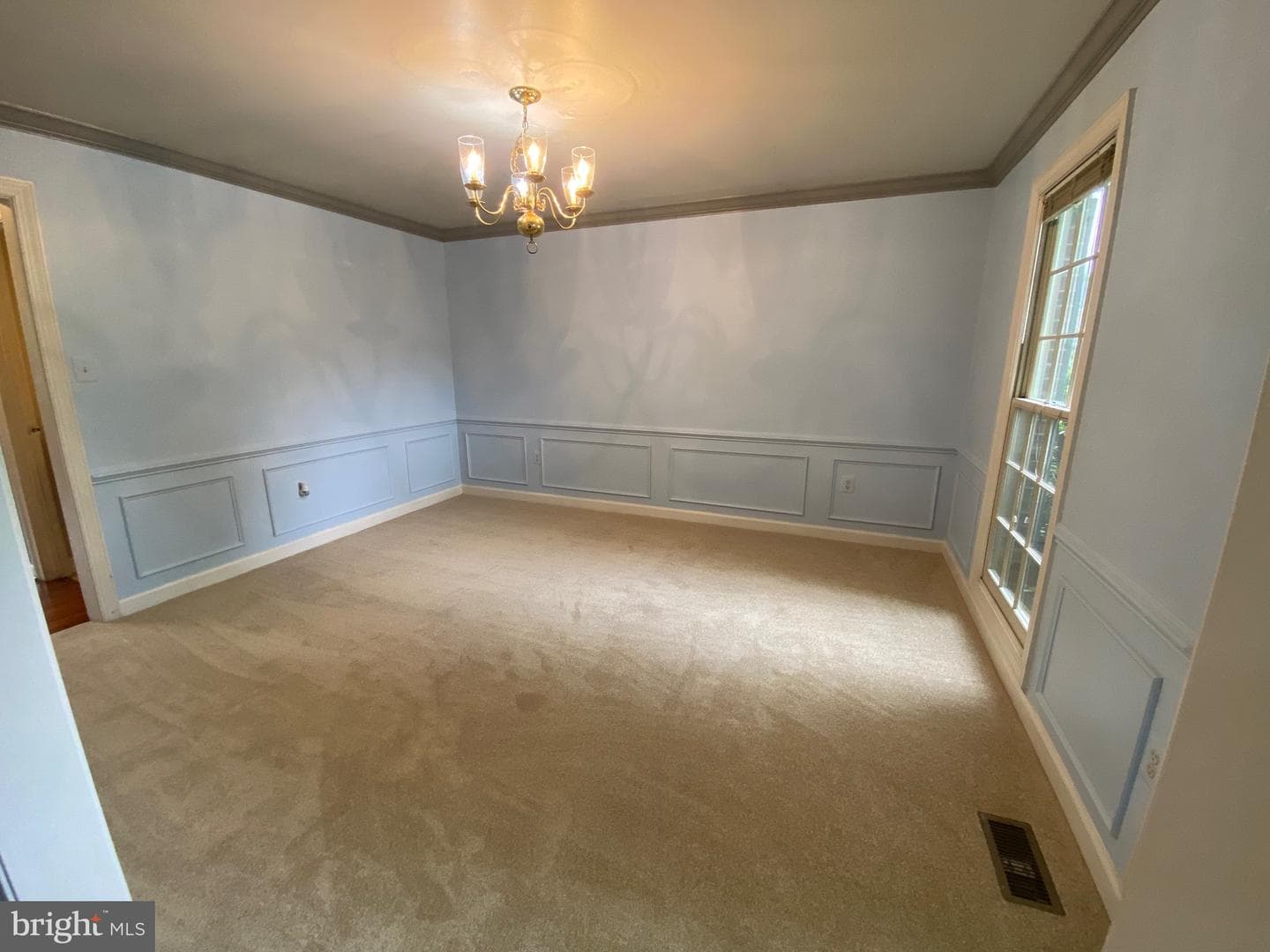 9621 Bainbridge Court photo 5
