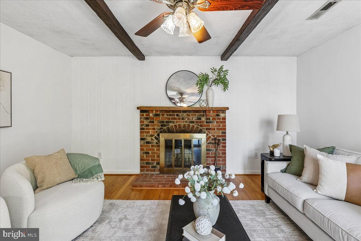 8746 Country Ln photo 14