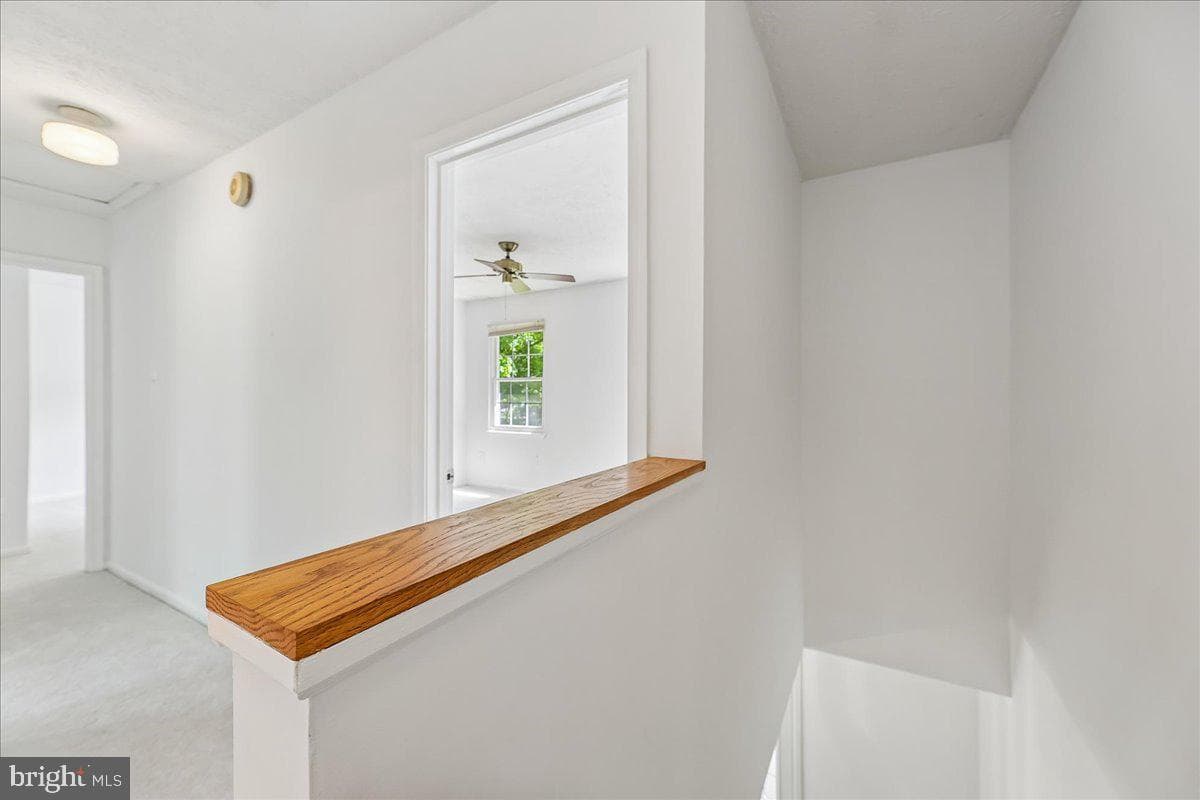 8746 Country Ln photo 17