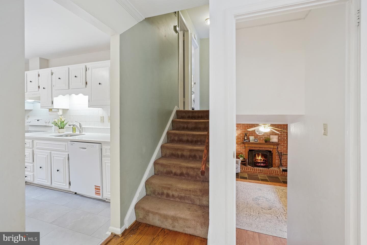 9203 Landgreen Street photo 13