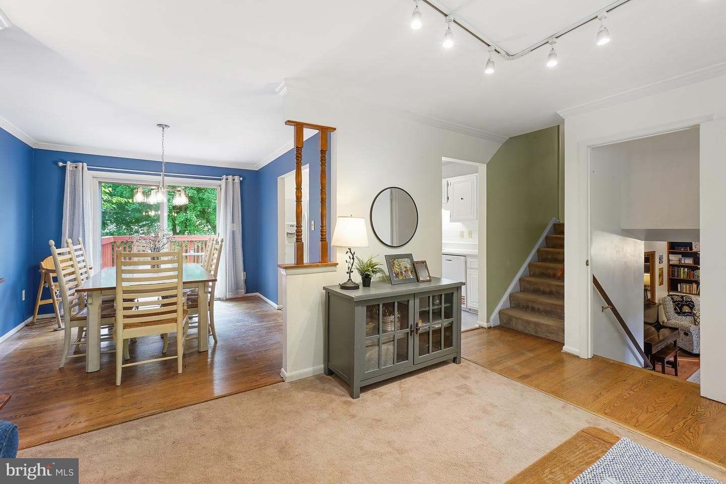 9203 Landgreen Street photo 6