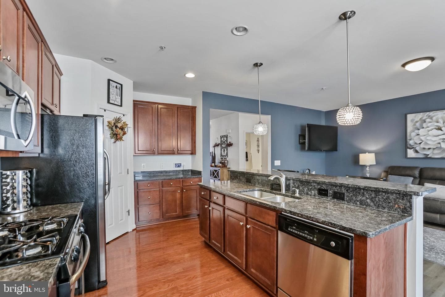 9433 Stonewall Road photo 12