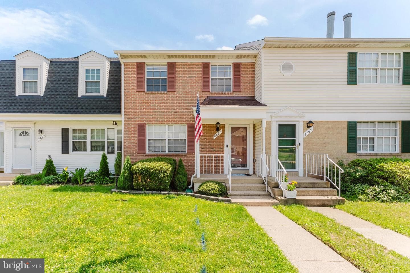 8696 Carlton Drive photo 2