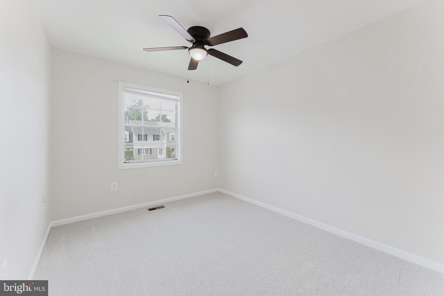 8696 Carlton Drive photo 30