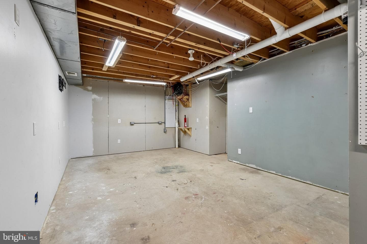10409 Sorrell Drive photo 21