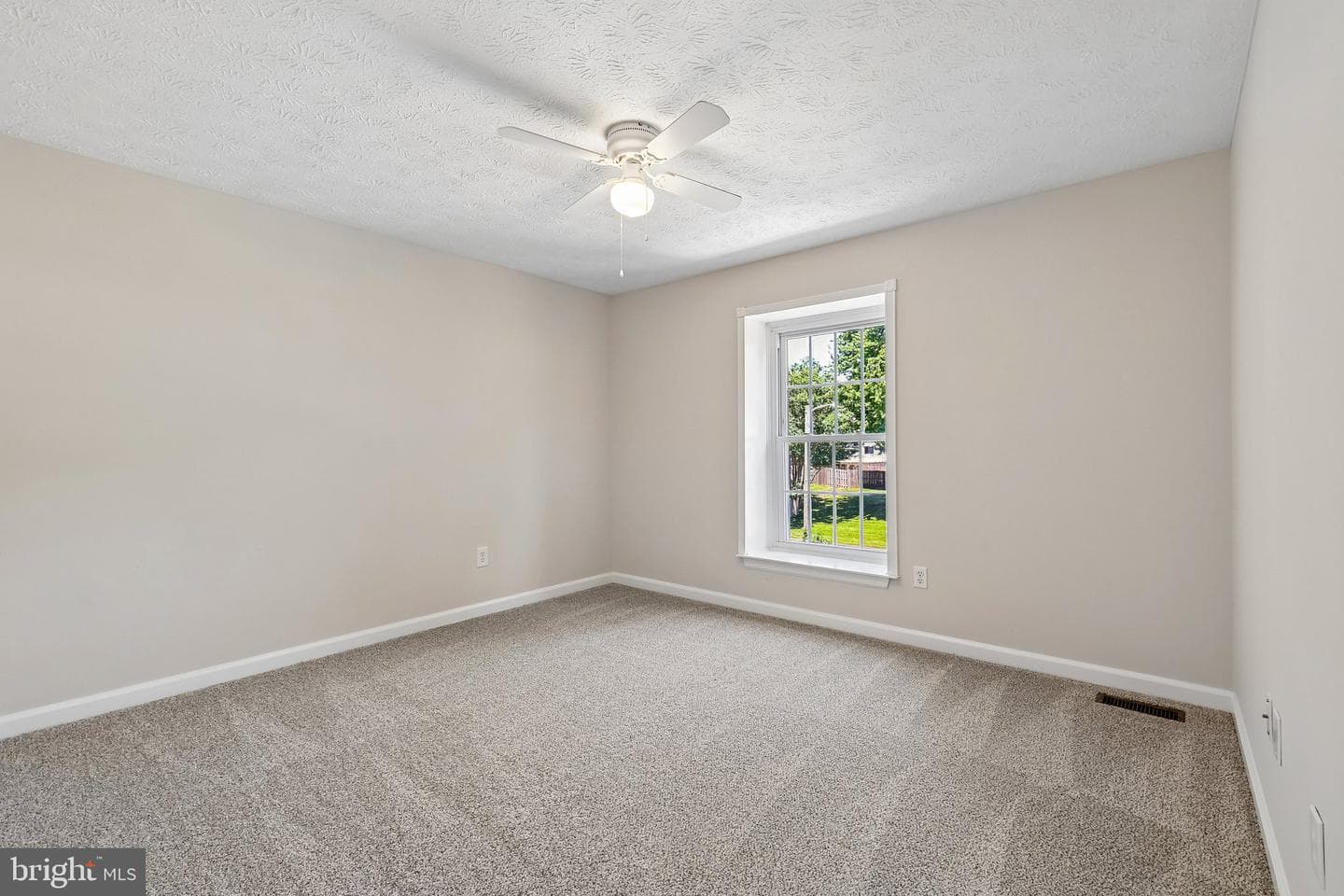 10409 Sorrell Drive photo 32