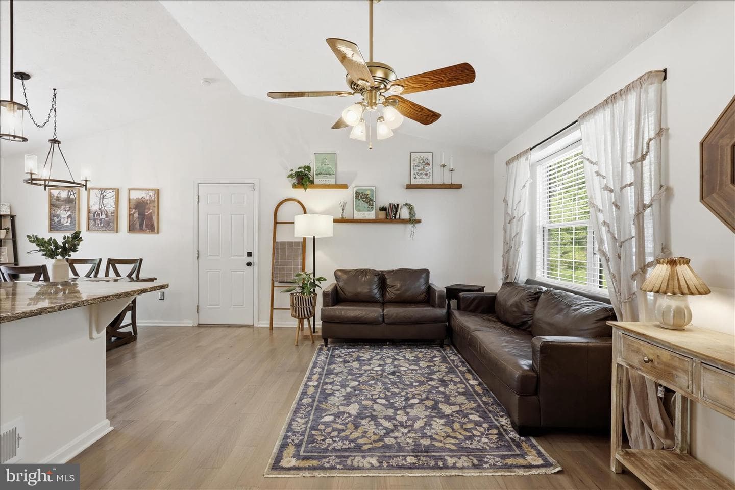 10323 Amberleigh Court photo 6