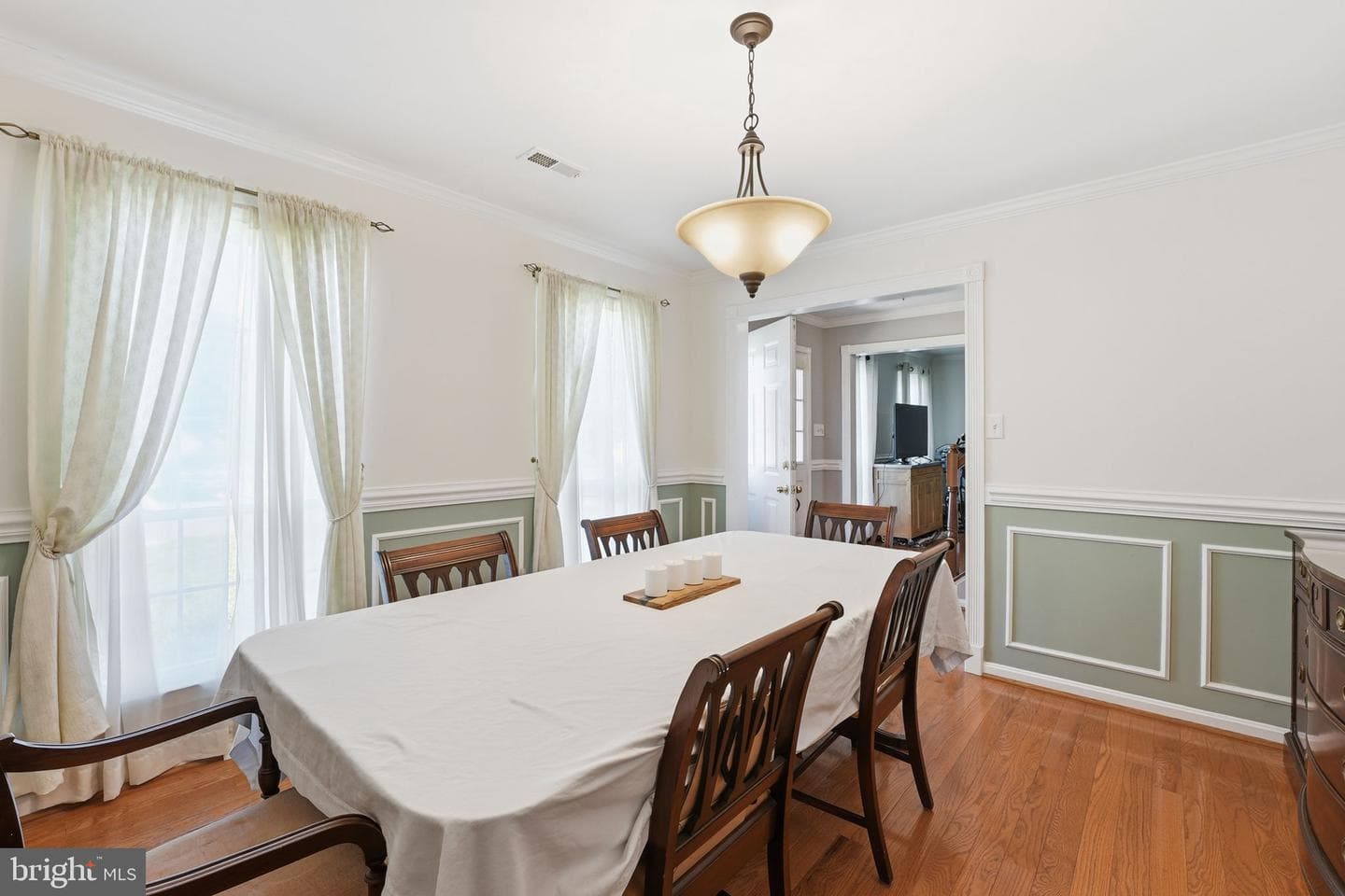 10275 Racquet Circle photo 2