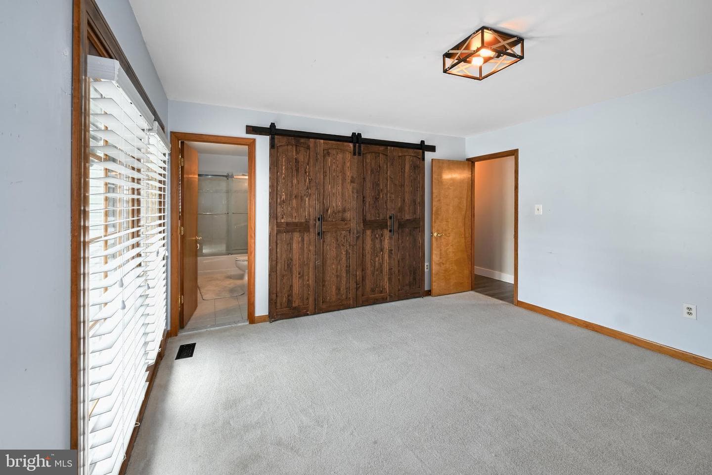 10303 Abbott Road photo 17