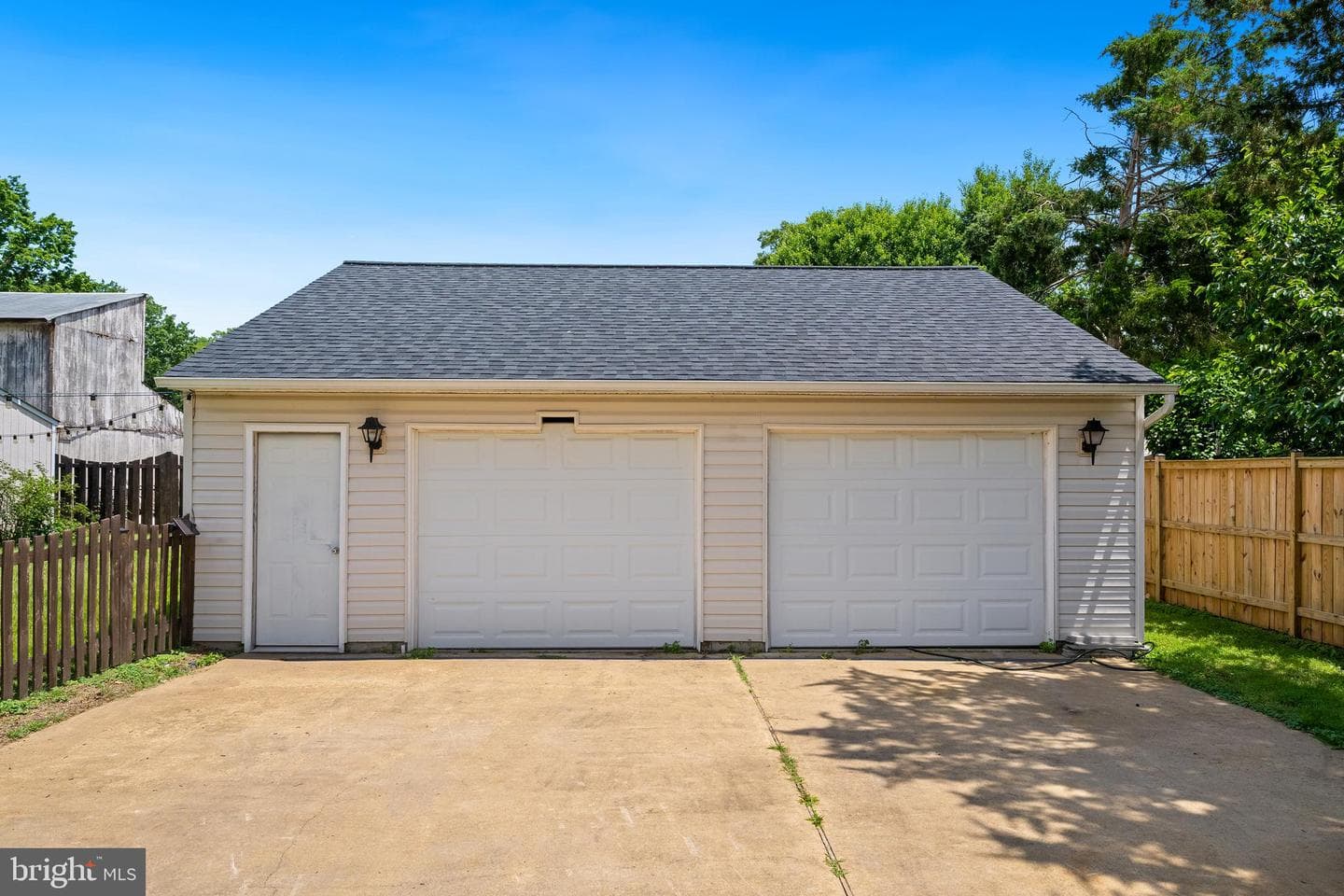 10303 Abbott Road photo 30