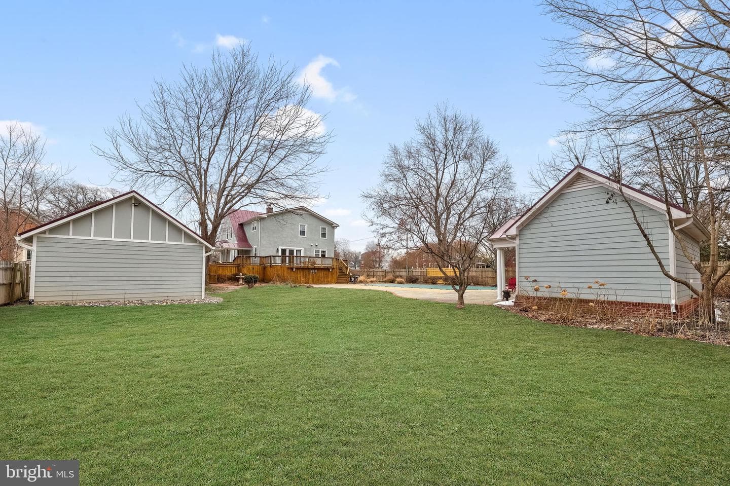 9016 Grant Avenue photo 49