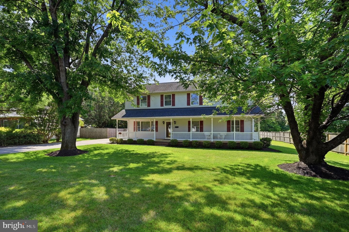 8905 Tudor Lane photo 4
