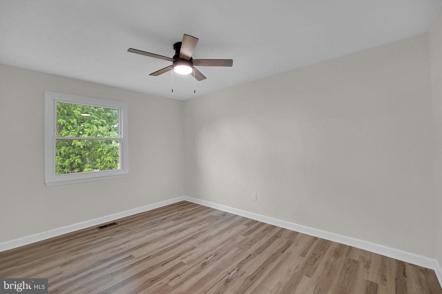 8613 Weems Road photo 10