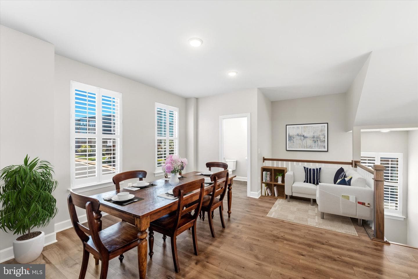 9828 Buchanan Loop photo 4