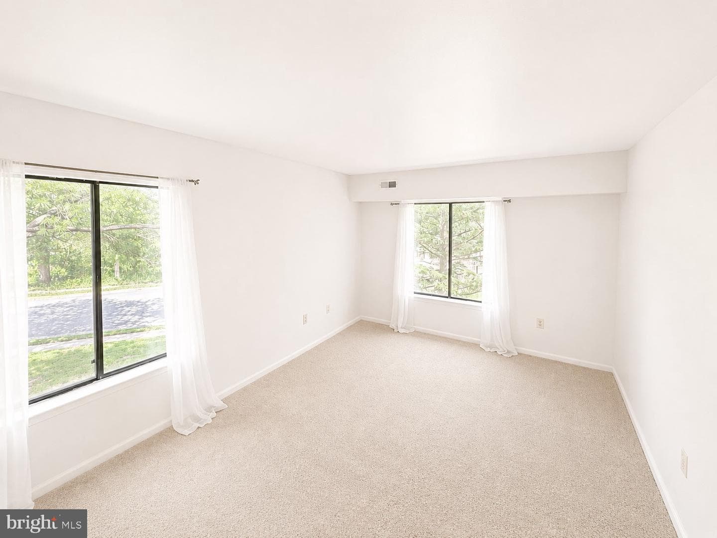9553 Battery Heights Boulevard #202 photo 8